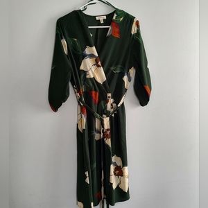 Monteau Size L Dress